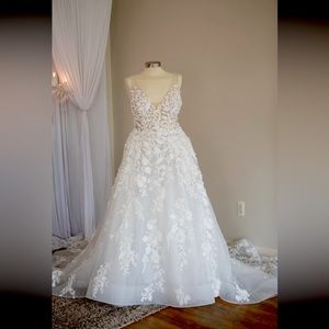 Calla Blanche Wedding Dress!